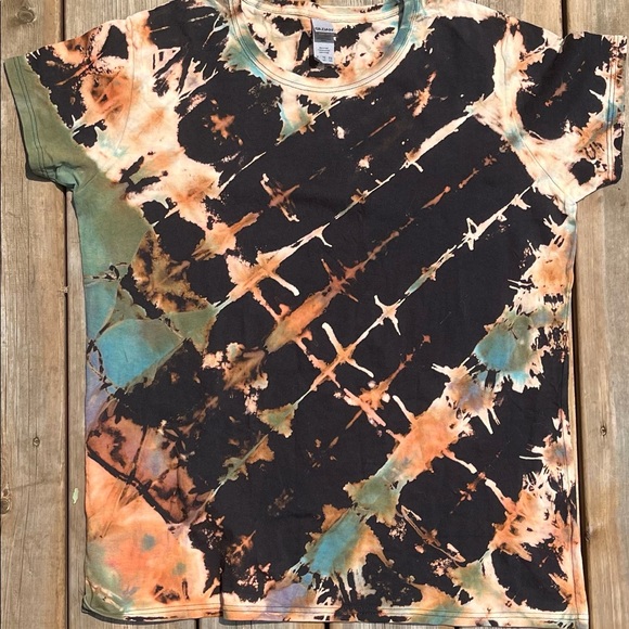 Meet your Posher, Basement - Picture 2 of 3